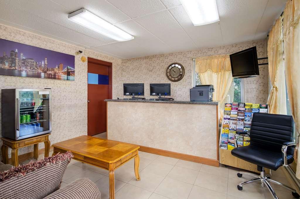 Americas Best Value Inn Wytheville Interior photo