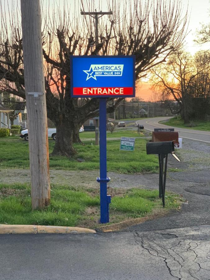 Americas Best Value Inn Wytheville Exterior photo